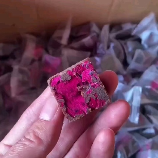 昆明手工甘蔗黑糖云南古法黑糖块姜茶玫瑰花黑糖