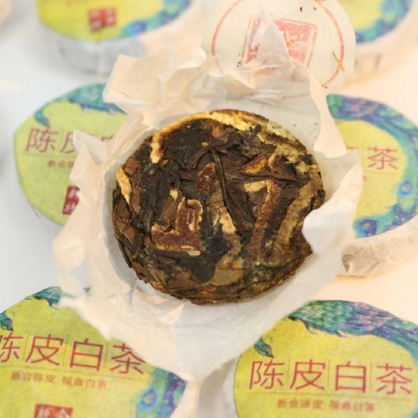 陈皮白茶  一饼一泡500g包邮小圆饼 独立包装新会陈皮白茶