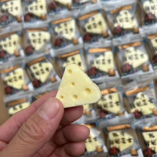 奶条，奶酪，奶块，奶枣，奶味十足，奶香浓郁，适合赶集展会，