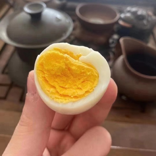 上饶厂地直供一手货源、土鸡蛋，蛋清稠，蛋黄大，口感好