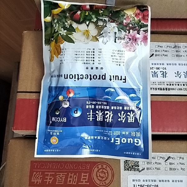 百阳垦果尔花果丰水溶性肥料果树肥瓜果蔬菜肥营养液营养土叶面肥