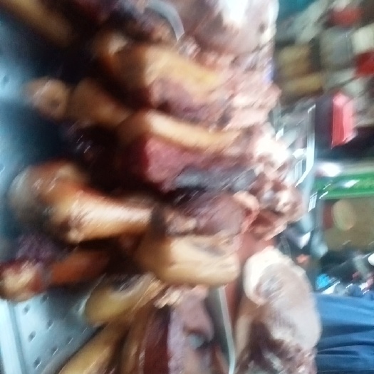 衡阳农家自制土猪烟熏腊肉