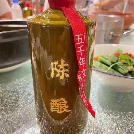 仁怀市口粮酒来咯！酒名：镇陈酿光瓶酒
