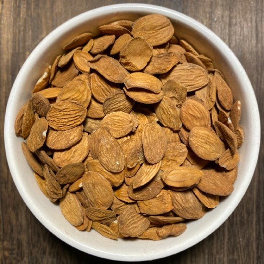 亳州桃仁中药材药用新鲜干货生桃仁茶泡酒另有山桃仁杏仁粉