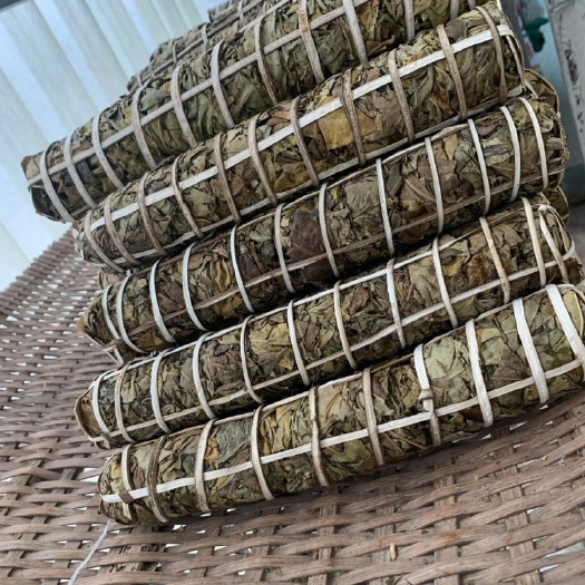 纯手工老帕卡普洱茶老黄叶大树竹筒茶围炉煮茶刮油解腻不伤胃茶