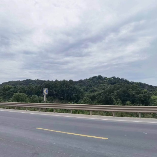 重庆市南岸区迎龙镇600平民房带门面