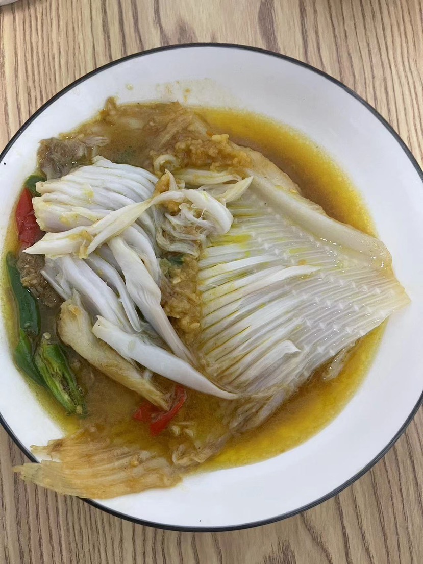 深海鱼翅批发鲜冻瑶鱼翅软骨翅鳐鱼翅老板鱼翅海鲜批发鱼鳍批发
