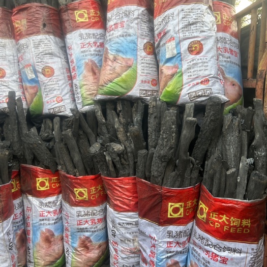 6.8米车持续发货中，长达数十天的雨水，货源有点小紧张！