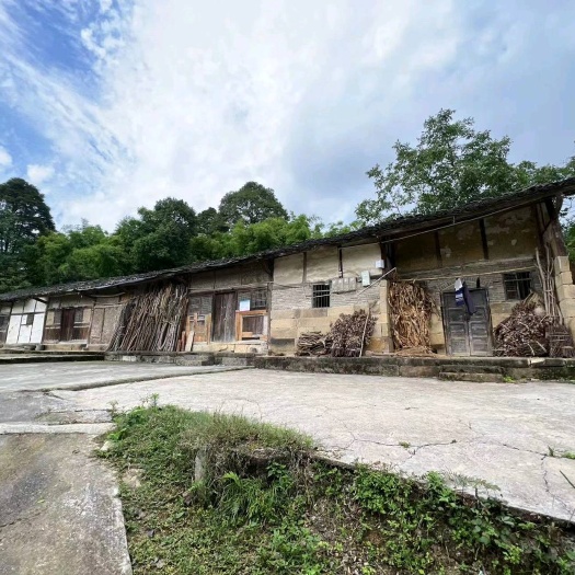 重庆市长寿区500平民房出zu