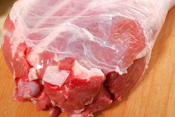 目前羊肉市场价格多少钱一斤？