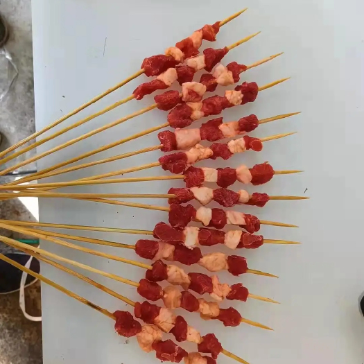 深圳新鲜羊肉串2.5元串