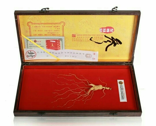 通化县长白山人参礼盒，45板木盒雕刻版，送礼好选择