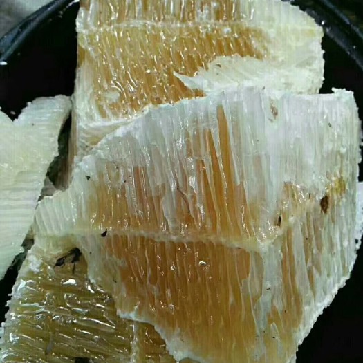 叙永县土蜂蜜  1年 塑料瓶装