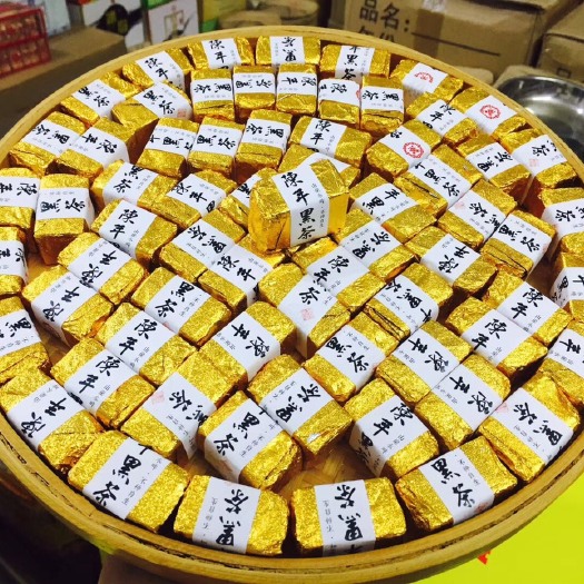 安溪县2003安化黑茶  陈年黑茶  入手就能冲泡黑茶小块茶
