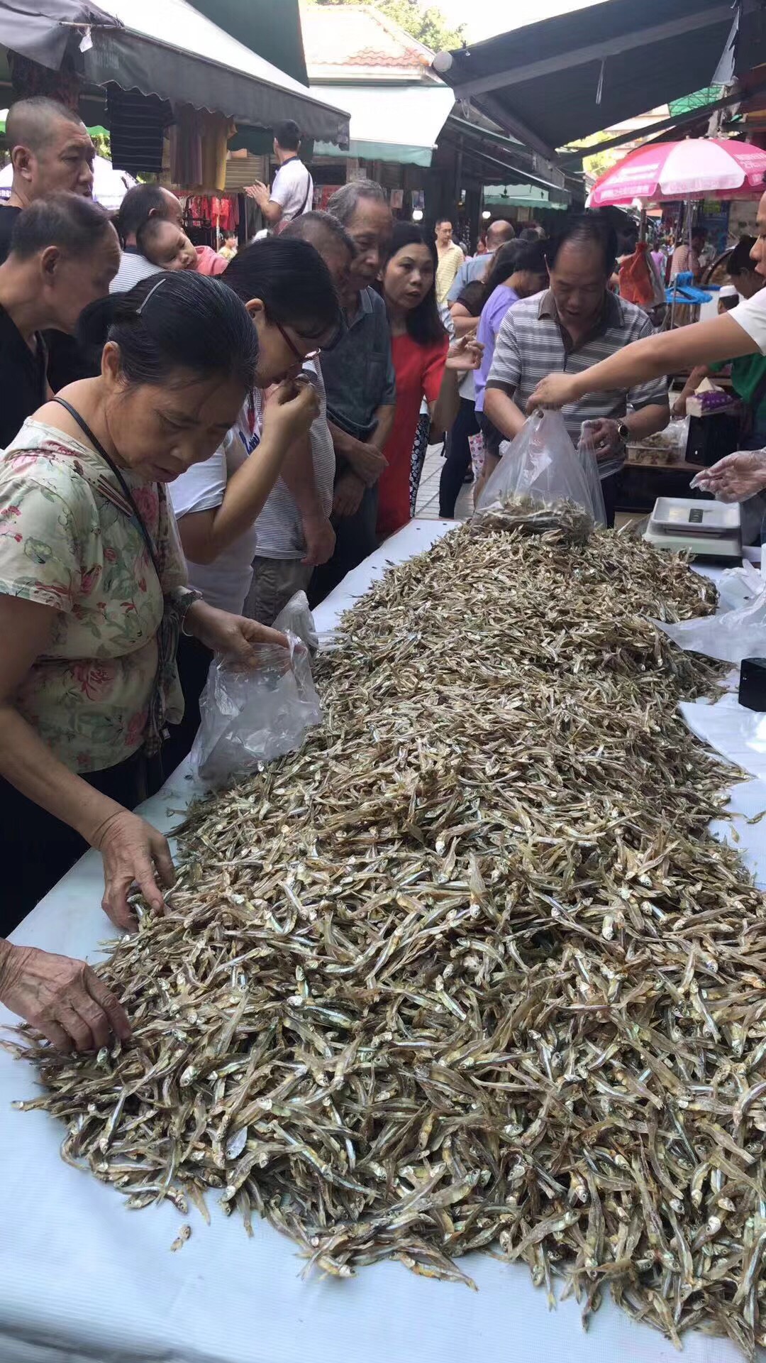 小鱼干，有淡干 有咸干