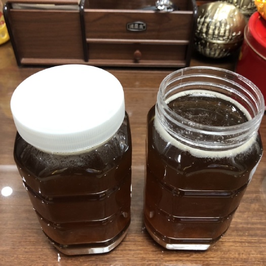 云霄县黑蜂蜂蜜 塑料瓶装 冬蜜，一瓶两斤，卖的是良心！