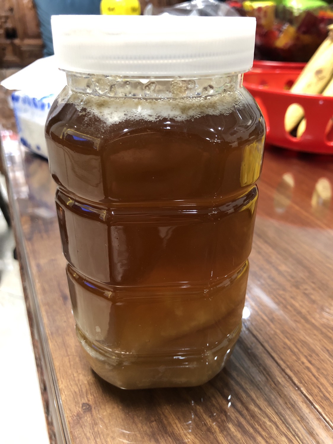 蜂蜜能放冰箱保存吗,塑料罐放蜂蜜可以吗的简单介绍