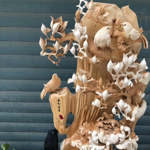 闽侯县富贵竹笼 家里摆放一件这样花开富贵的工艺品。给家里增添了家和万事富贵之