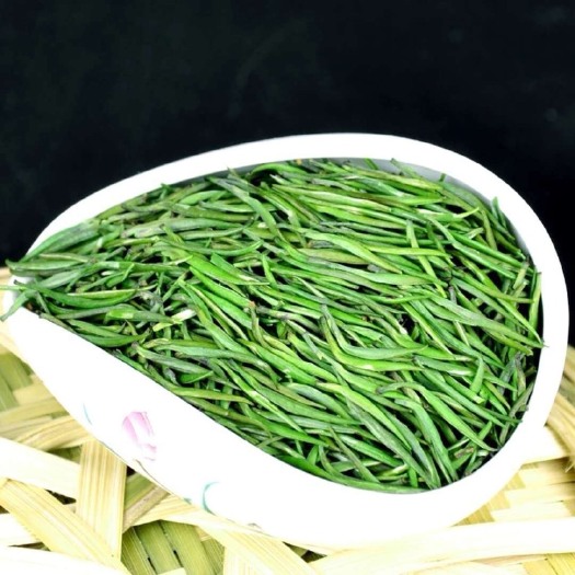 安溪县明前绿茶竹叶青新茶绿茶250g包邮