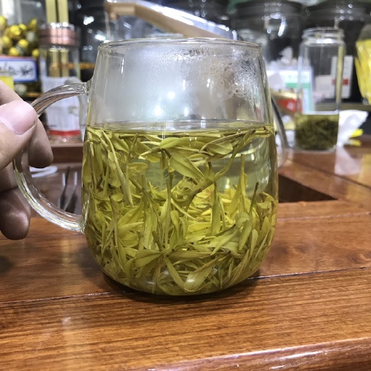 滕州市 正宗安吉黄金芽白茶春茶