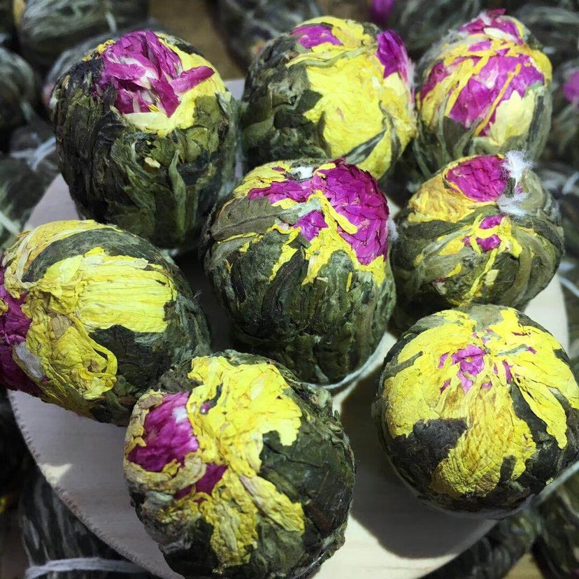 茶花茶 爆款新品《金丝皇菊·双戏珠》品一壶白茶，赏一番好景双龙戏珠，