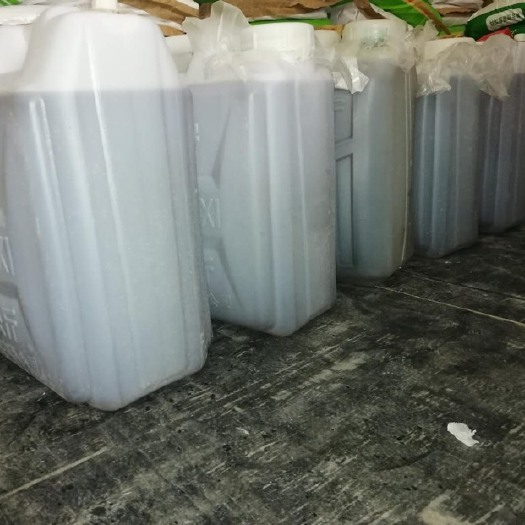 上林县野生山茶油 山中出好茶，茶中出好油，好油好健康。无污染，自然生，食用化妆