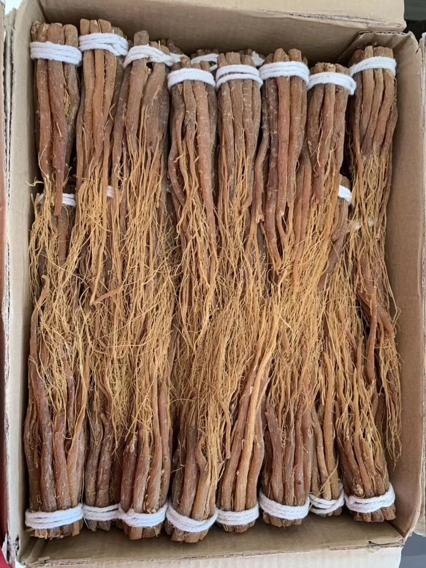 长白山无 糖红参须，煲汤炖菜泡茶都可以。