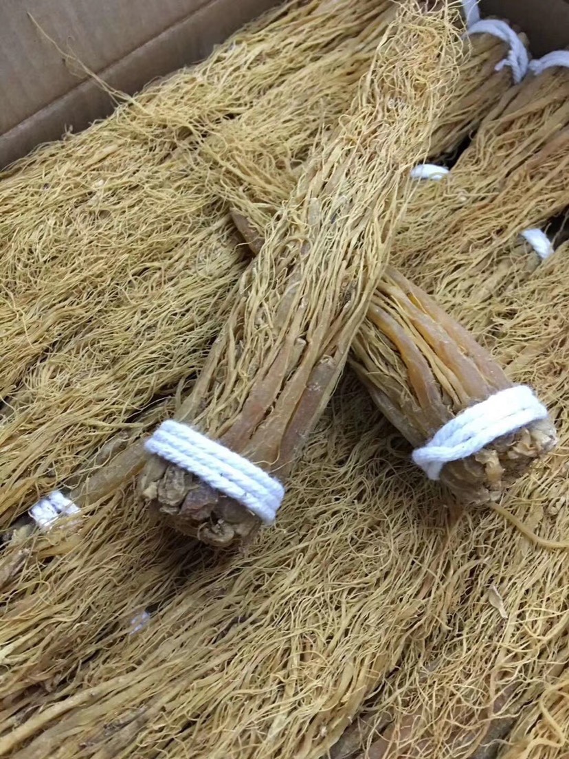 长白山无 糖红参须，煲汤炖菜泡茶都可以。
