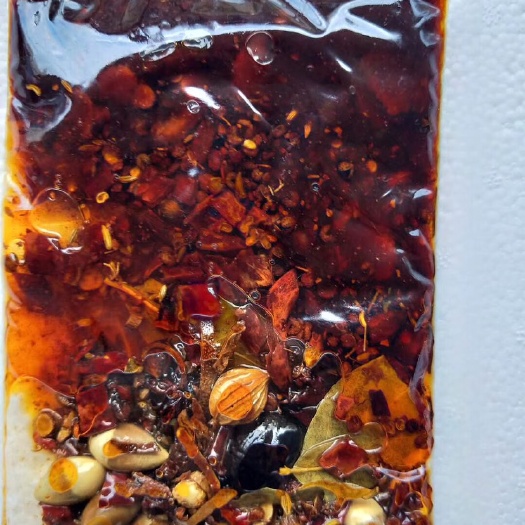 桂林小龙虾调料 油焖调料、香辣调料、十三香调料、麻辣调料，蒜蓉调料，焦香料