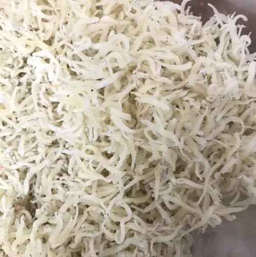 苏州 银鱼干，太湖银鱼经过暴晒制成的银鱼干，色香味形经久不变