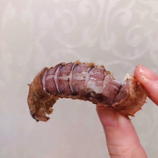 嵊泗县香辣皮皮虾1 椒盐皮皮虾，麻辣皮皮虾，现做现卖的开罐即食的海鲜！