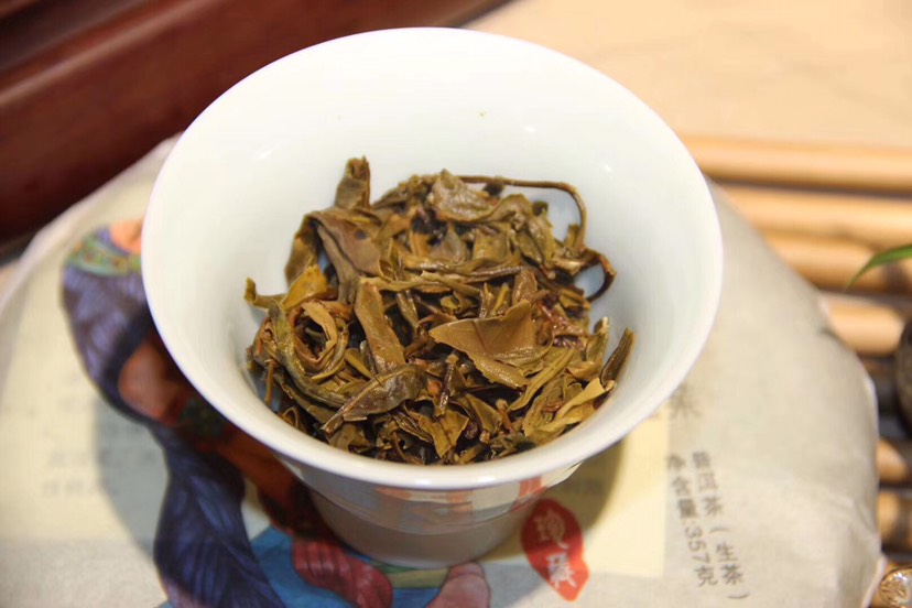 古树普洱茶 16年生普，百年古树茶