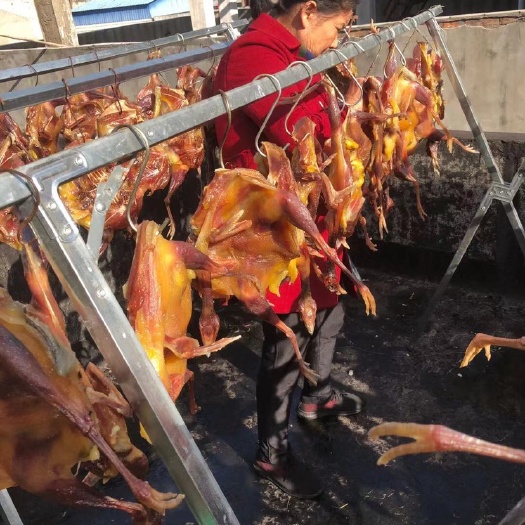石首市腊鸡  腊山鸡，12个月老母鸡，肉质细腻