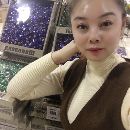 绥芬河市 俄罗斯榛仁杏仁巧克力糖
