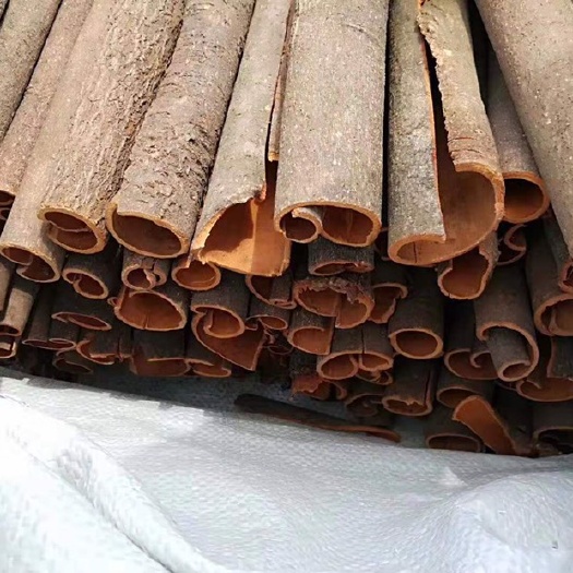 苍梧县香料茴香 大量批发无硫桂皮足干靓货