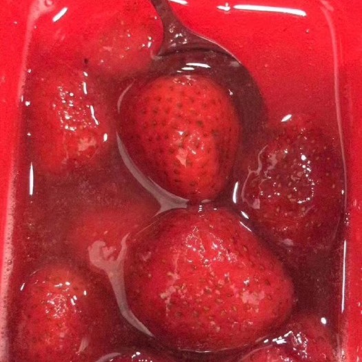 东港市 正宗九九牛奶草莓冰点草莓