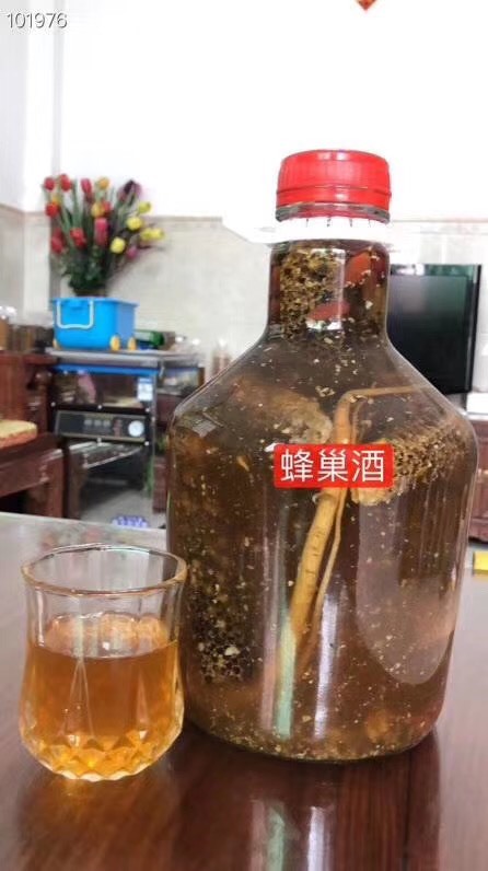 东源县中蜂 【蜂巢酒】180元一瓶5斤