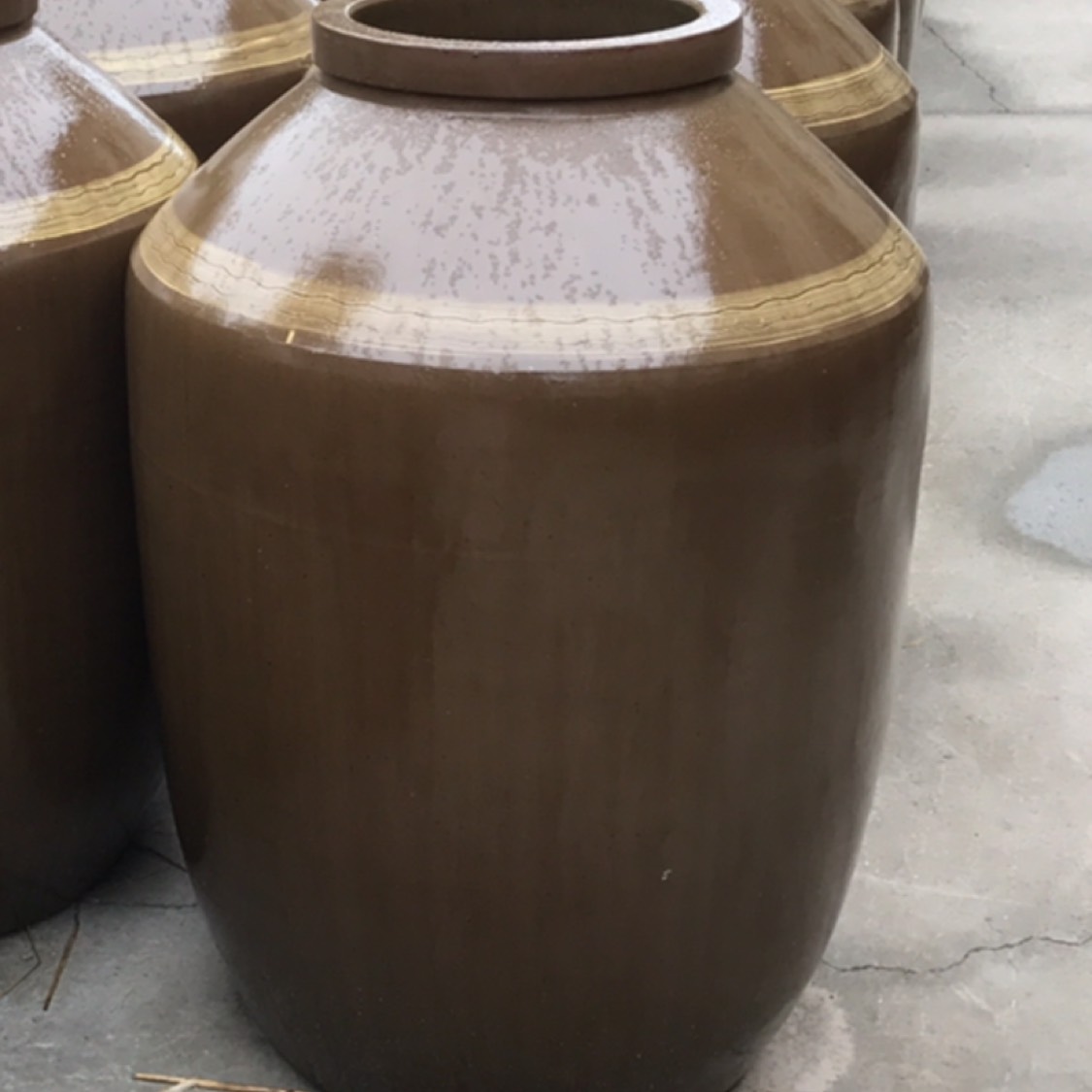 酒桶 13米托车装600斤酒200个