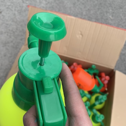 贵阳喷壶 洒水壶 高压喷壶园艺家用水壶 精品洒水壶