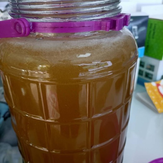 杭州 正宗蜂蜜中蜂蜜蜂蜂蜜百花蜜枇杷蜜洋槐蜜蜂巢蜜油菜花蜜