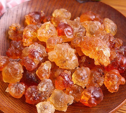 随县食用桃胶  自己果园桃树桃胶，天然没有二次加工，颜色亮黄