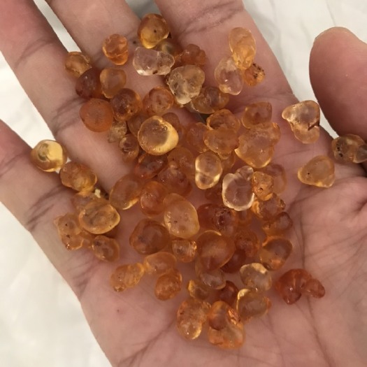 枣阳市食用桃胶 机磨水洗颗粒