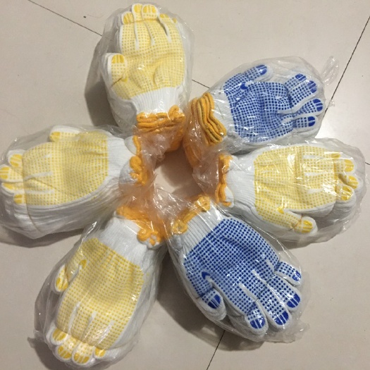 平邑县防蜂手套 点塑手套，点胶棉线手套，耐磨防滑，12双600克，中厚款，
