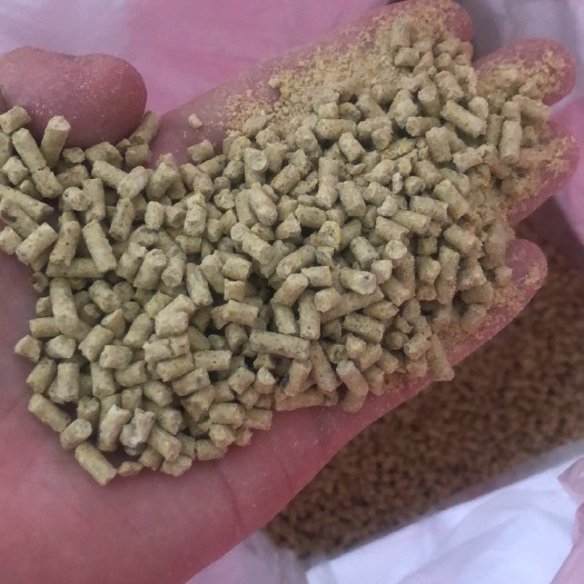 诸城市牛羊饲料  品种牛日增重3.5斤以上的秘密！！！