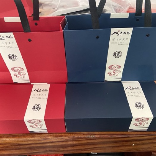 寻乌县赣南生态公园大水坑天然紫灵芝
