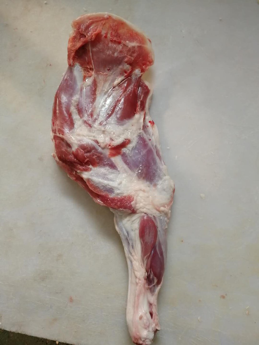 [羊腿肉批发]羊腿肉 内蒙羔羊前腿3 斤左右一个价格34元/斤 