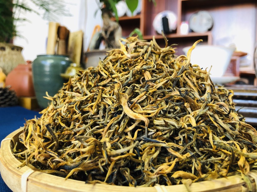 云南滇红  凤庆滇红茶  小金芽 红茶  茶叶 茶 茶礼 厂家直销 包邮