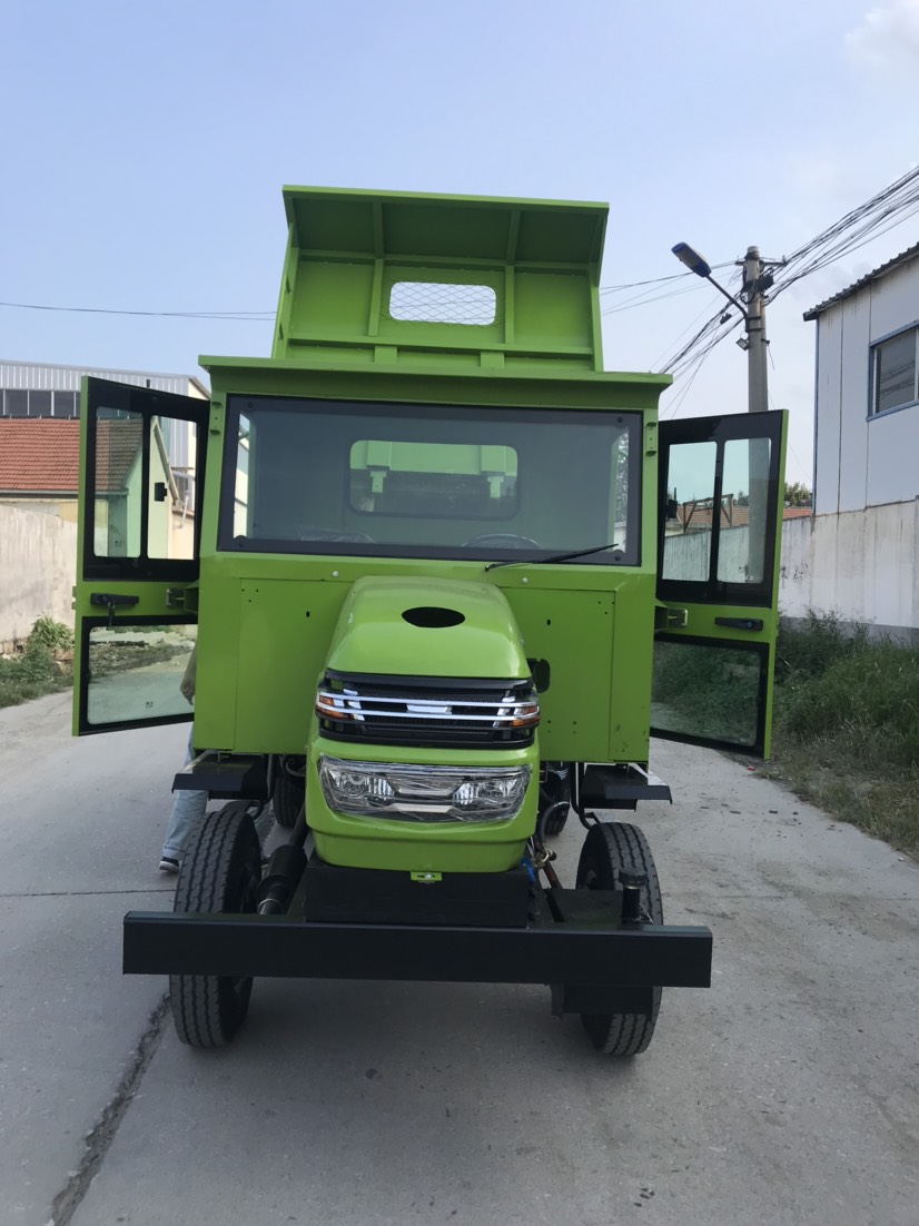 农化服务车 能爬山能越野，强载重