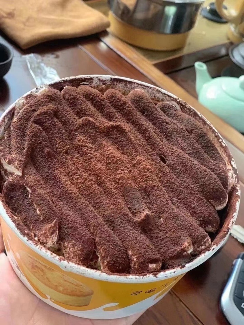 提拉米苏蛋糕，草莓芝士蛋糕，四种款式，量大价优，品质保证！