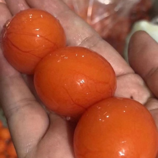 诸城市 出售：大厂新生产的箱装鸡蛋黄！